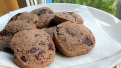 Biscoitos de Chocolate com Gotas de Chocolate